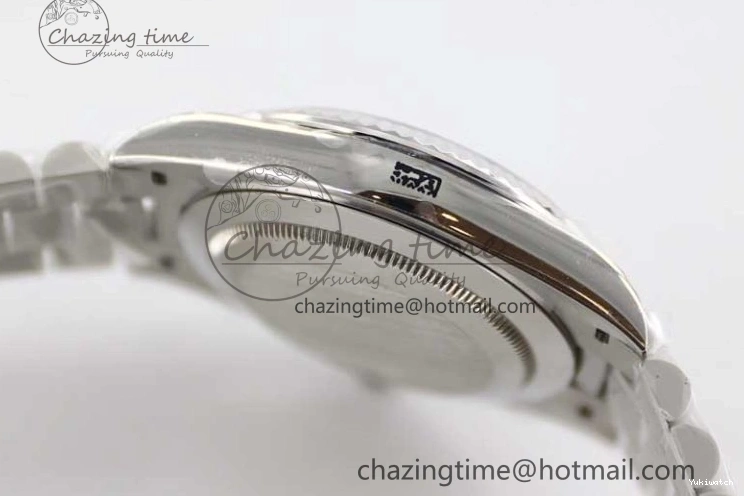 Edition 40mm 904L TWF A2836 SS Ice Date SS on Steel Bracelet Dial 1:1 Day Blue Best 0108